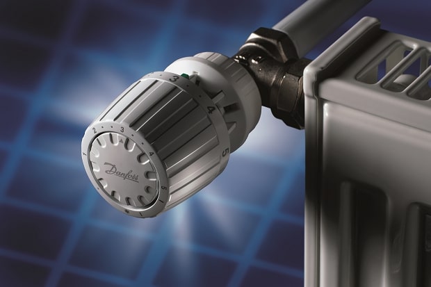 Danfoss Corner Thermostatic Radiator Valve with Gas Sensor